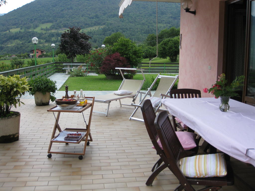 B&B Garden Solto Collina Exteriér fotografie