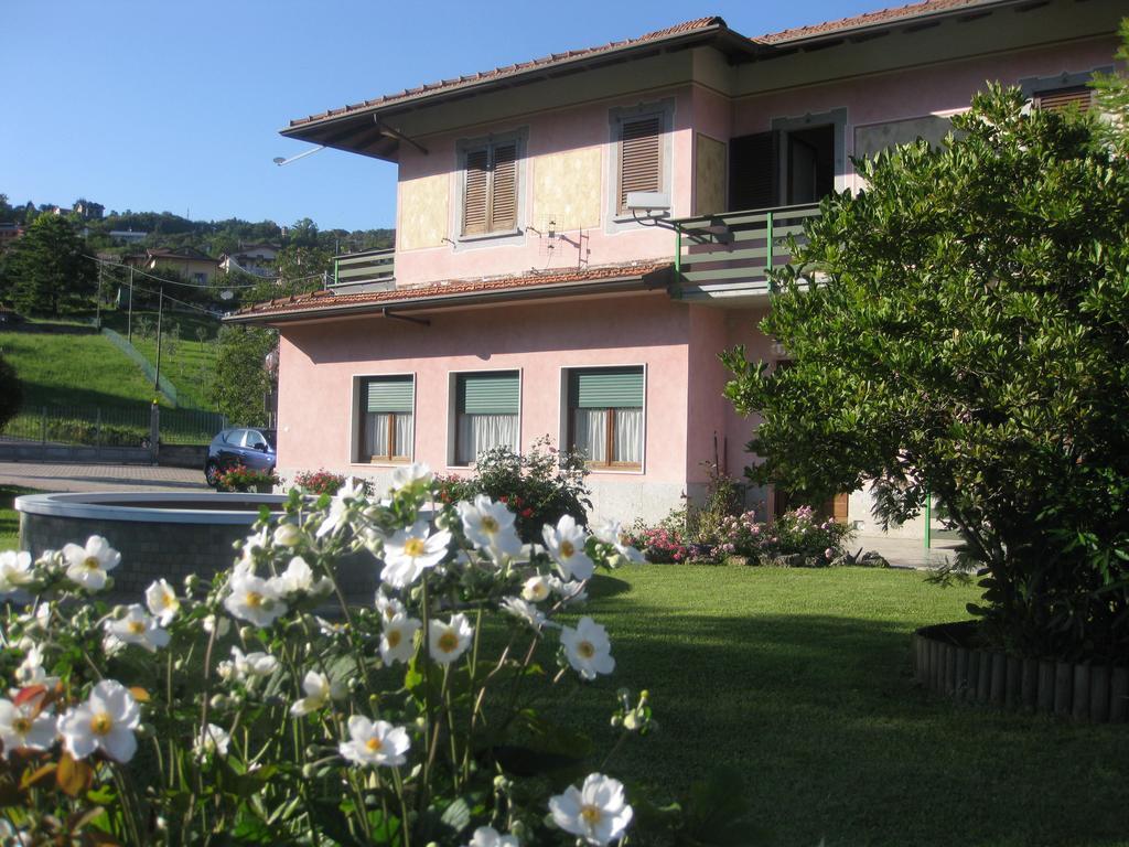 B&B Garden Solto Collina Exteriér fotografie
